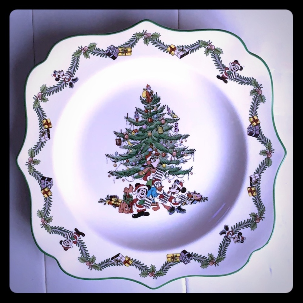 {Spode} - Disney Christmas Fancy Plate